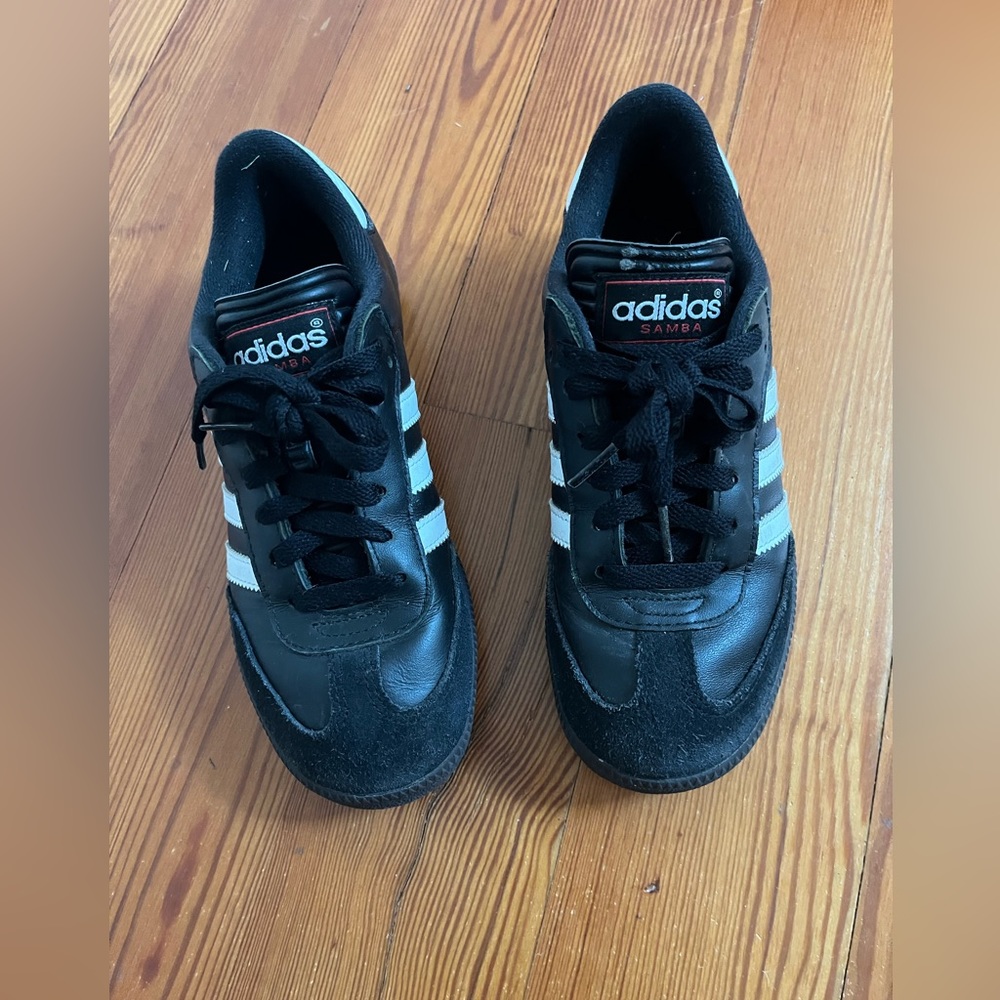 Adidas unisex kids Samba classic soccer shoes